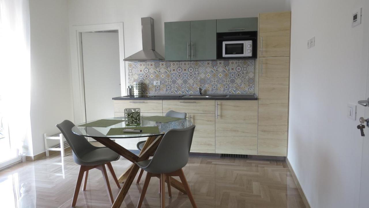 Il Gelso Di Barcuzzi Bed & Breakfast Lonato Rom bilde